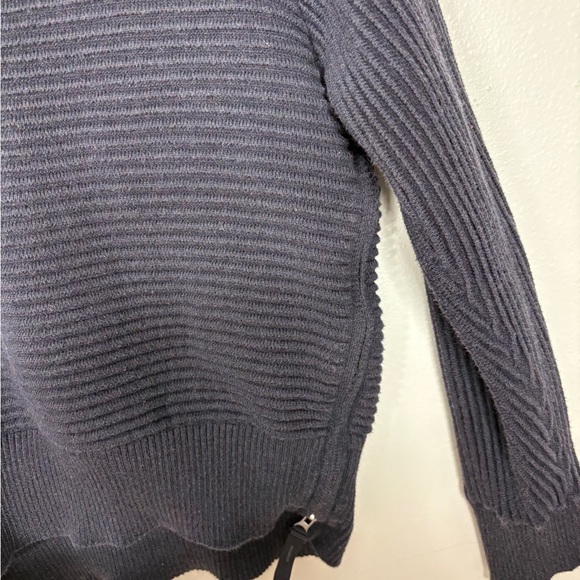 Women's Navy Ribbed Sweater - Picture 2 of 5